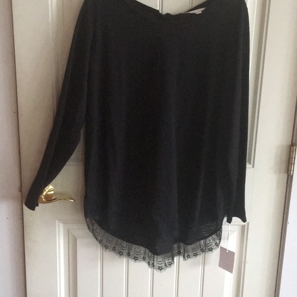 LC Lauren Conrad Tops - A LAUREN CONRAD black pretty Top NWT